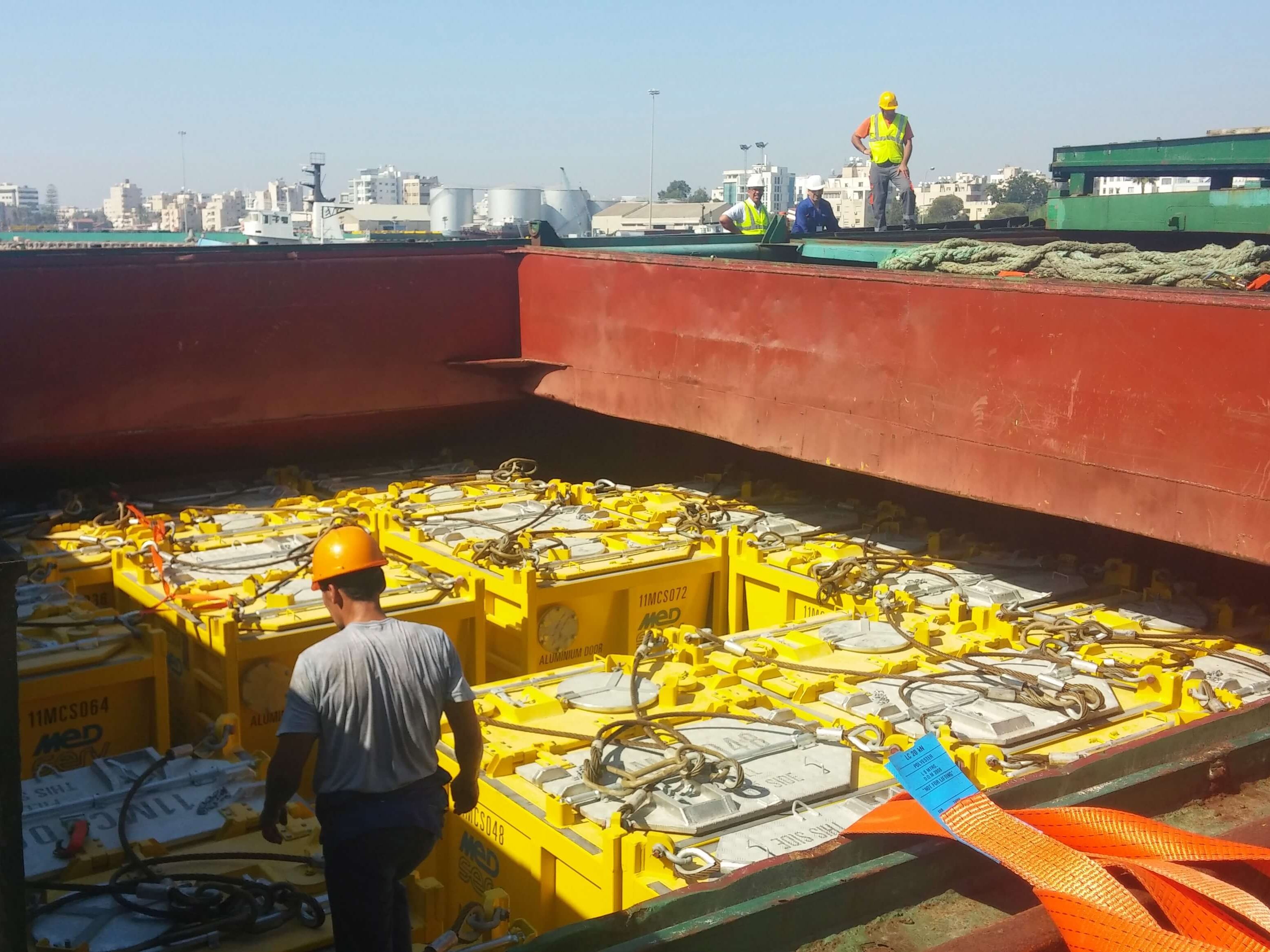 Offshore cargo baskets Shoham Shipping and Logistics