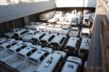 Unloading UN vehicles